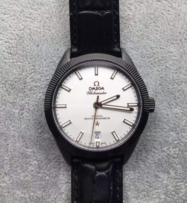 How to buy a Globemaster replica watch in Czech Republic?