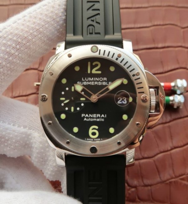 Panerai XF PAM024 Black Dial Rubber Strap A7750