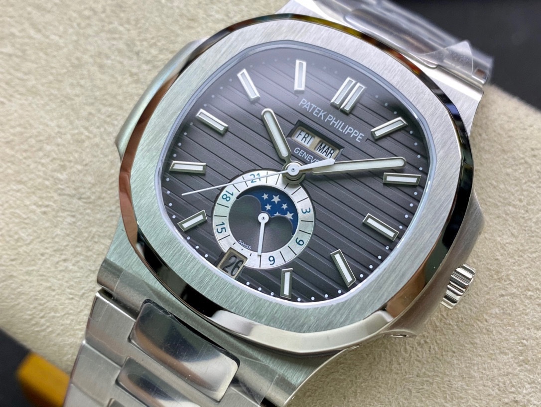 Patek Philippe Nautilus Annual Calendar 5726