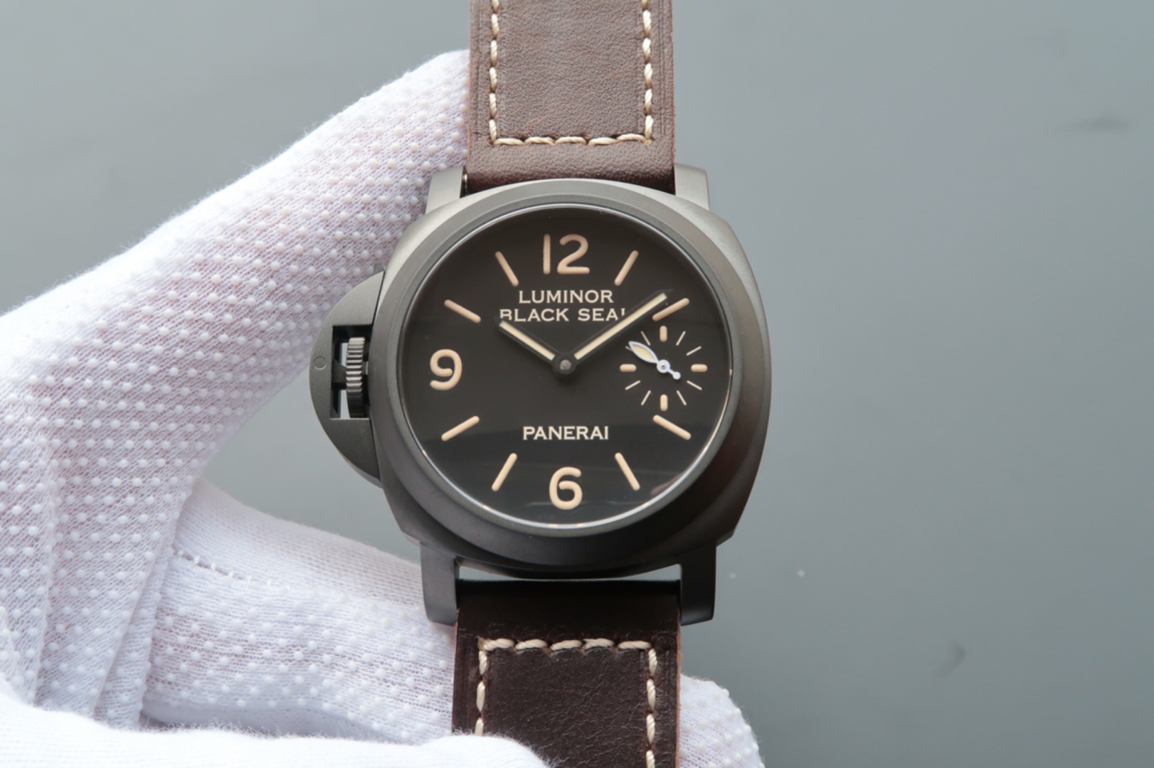 How to buy a Panerai clone watches online in Iran (Islamic Republic of)?