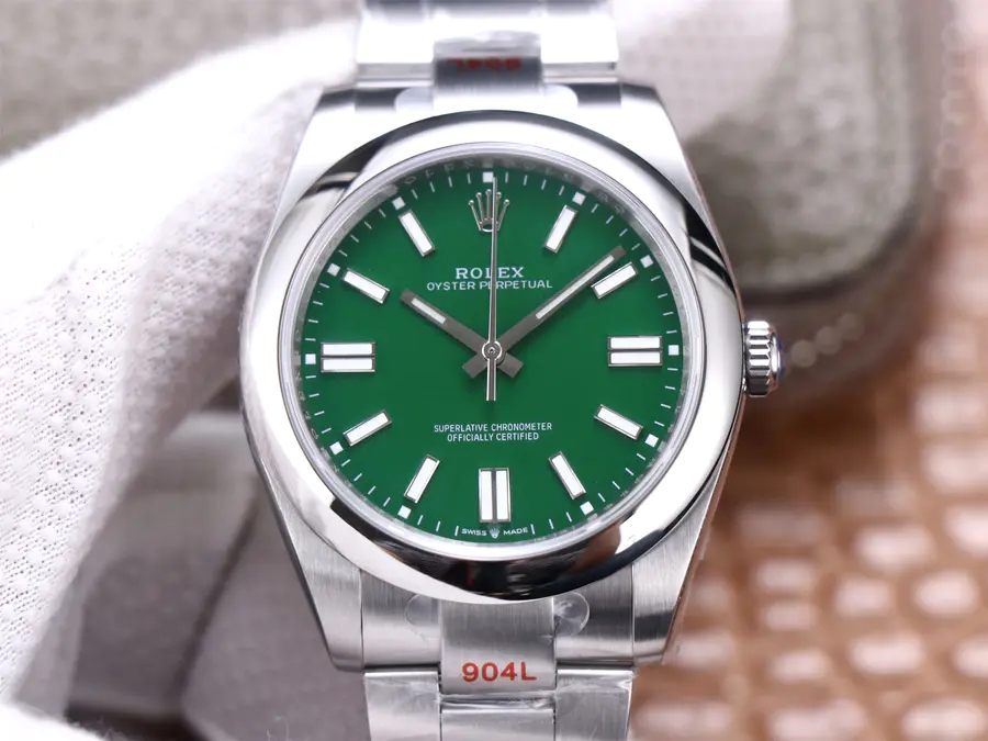 How to buy a Oyster Perpetual clone watches online in El Salvador?