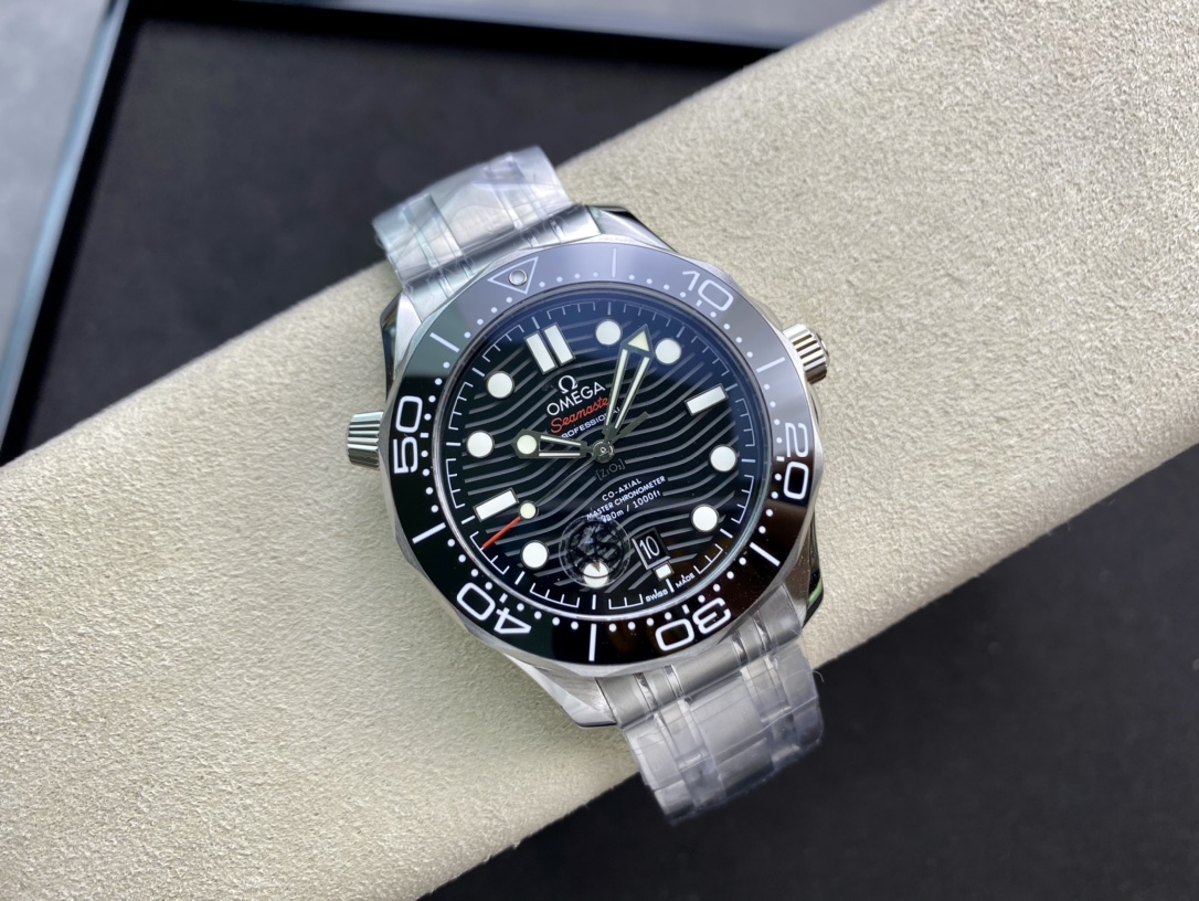 OMEGA Seamaster Diver 300M 42mm Black Dial 