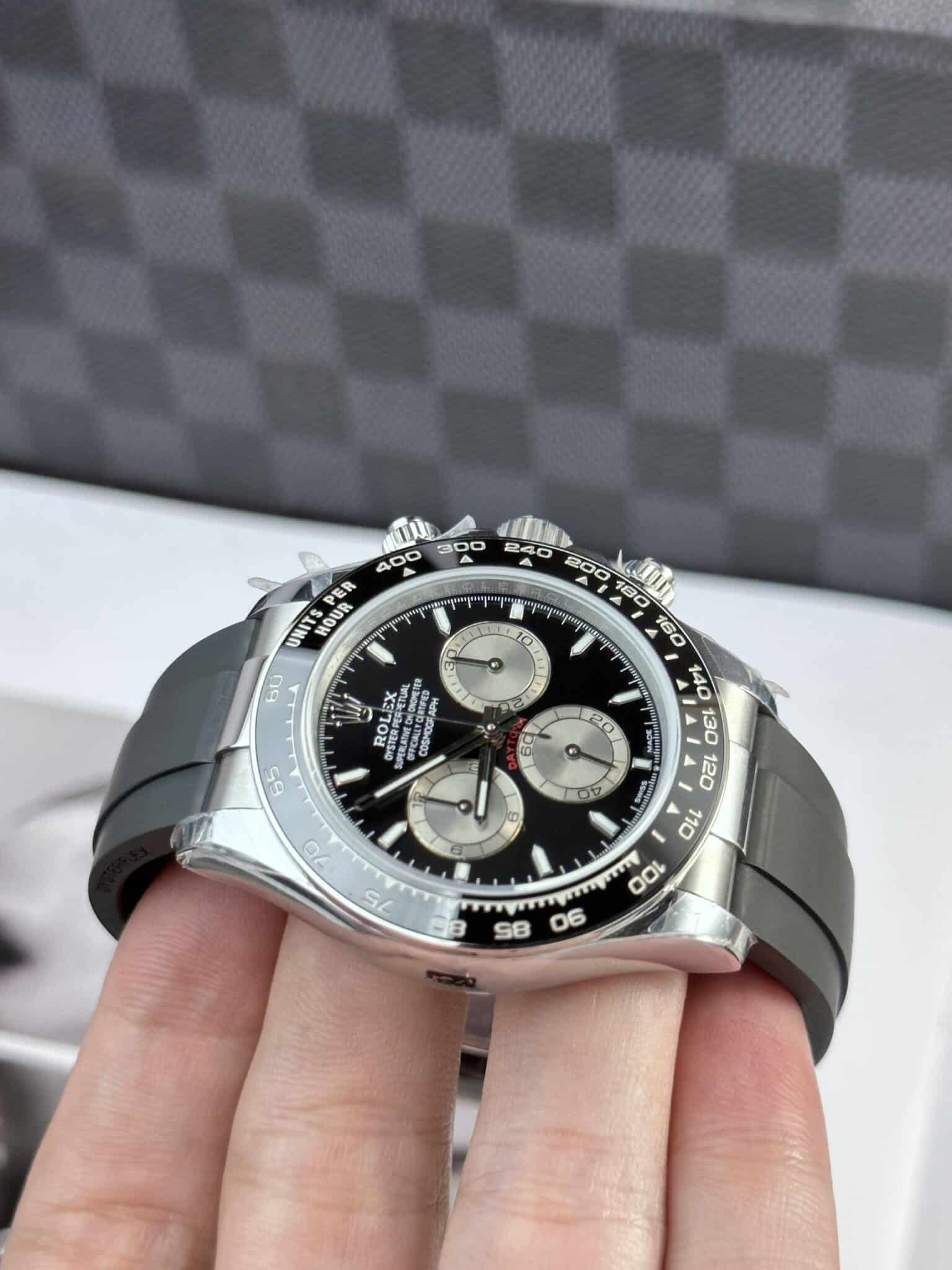Superclone Rolex Daytona 40 mm black Dial 126519LN - view 4
