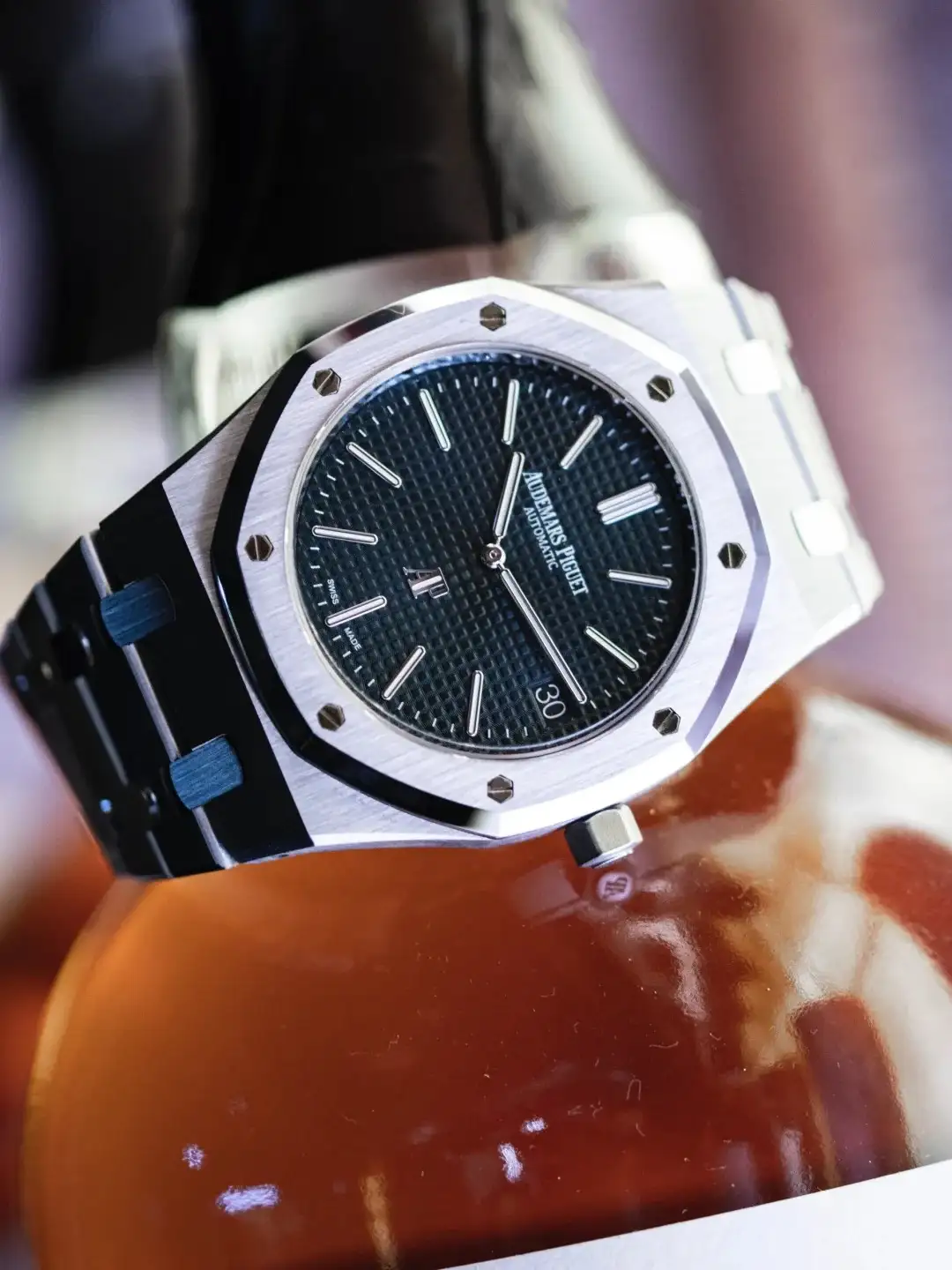 Audemars Piguet Royal Oak Jumbo Extra-Thin Blue 15202ST.OO.1240ST.01 - view 7