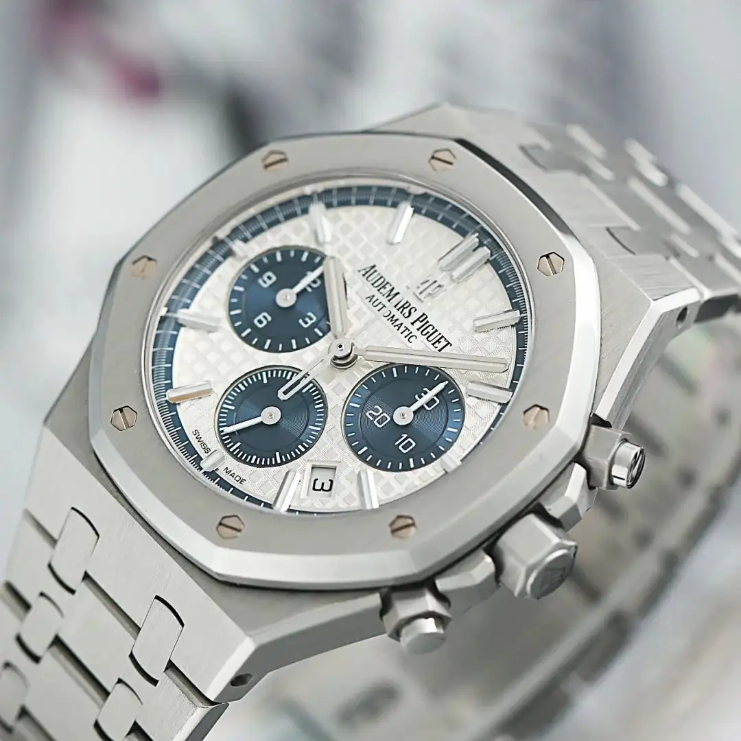 Audemars Piguet Royal Oak Offshore Selfwinding Chronograph Silver 26315ST.OO.1256ST.01 - view 4