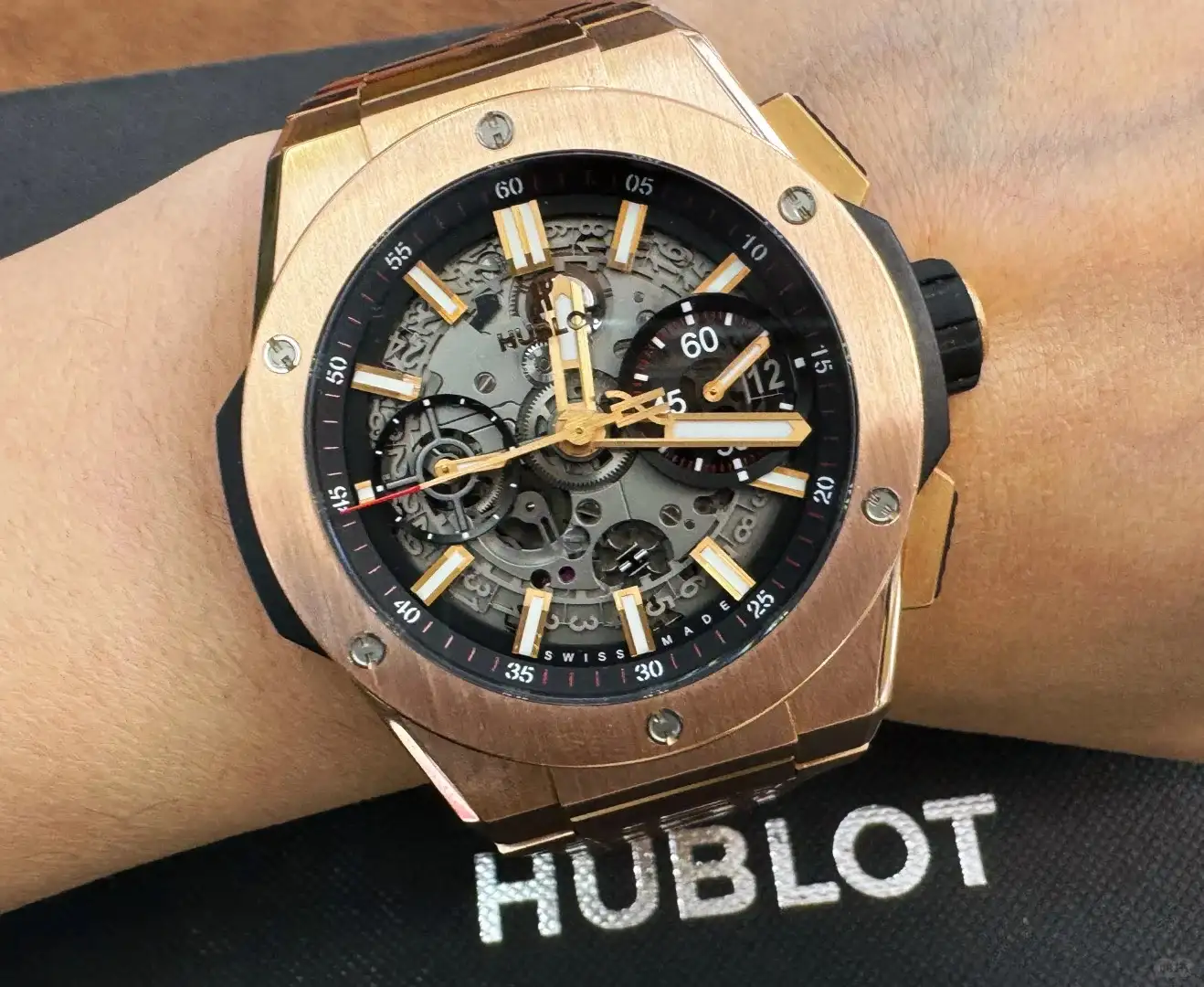 Hublot Big Bang Men Automatic Black 18ct Rose Gold Watch 451.OX.1180.OX - gallery