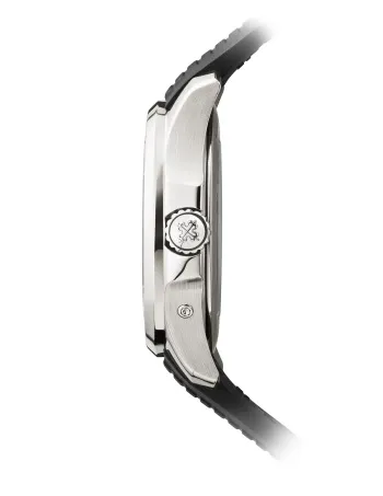 Patek Philippe Aquanaut Travel Time Stainless Steel Watch 5164A-001 - view 4