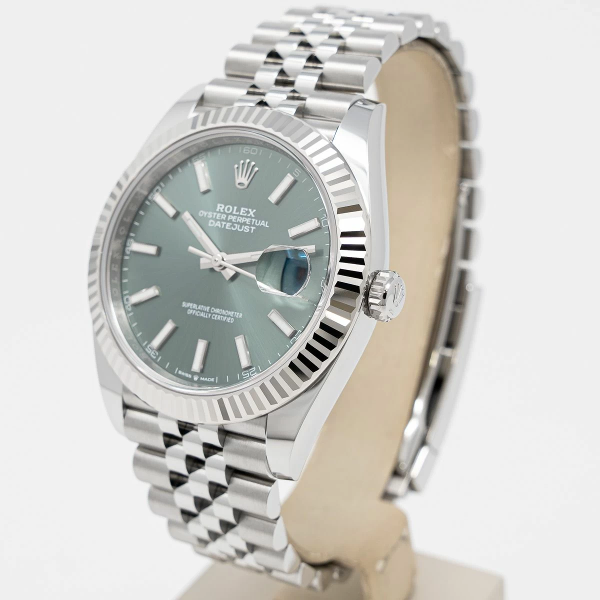 Rolex Datejust 41mm Green Dial 126334 Jubilee - gallery