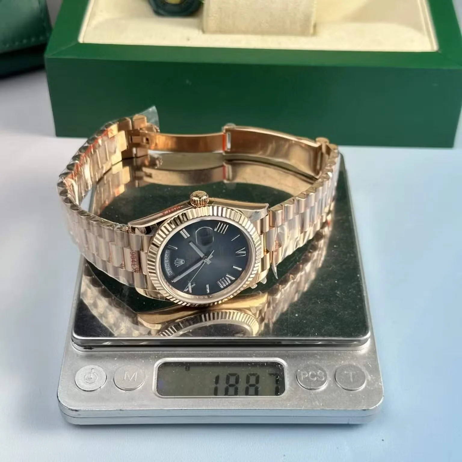 Superclone Rolex Day-Date 40 mm Slate Ombre Dial 228235 - gallery