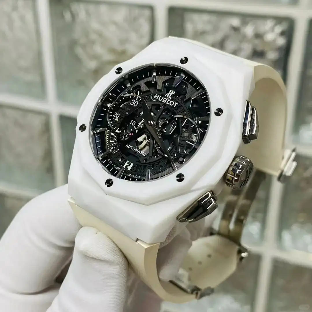 Hublot Classic Fusion Men Automatic Black Rubber Watch 525.HI.0170.RW.ORL21 - view 7