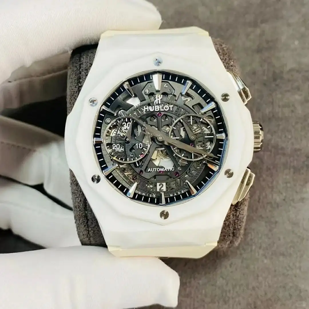 Hublot Classic Fusion Men Automatic Black Rubber Watch 525.HI.0170.RW.ORL21 - view 8