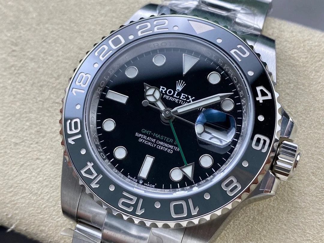 Superclone Rolex GMT-Master II 126710GRNR  Bruce Wayne  Oyster 2024 - view 3