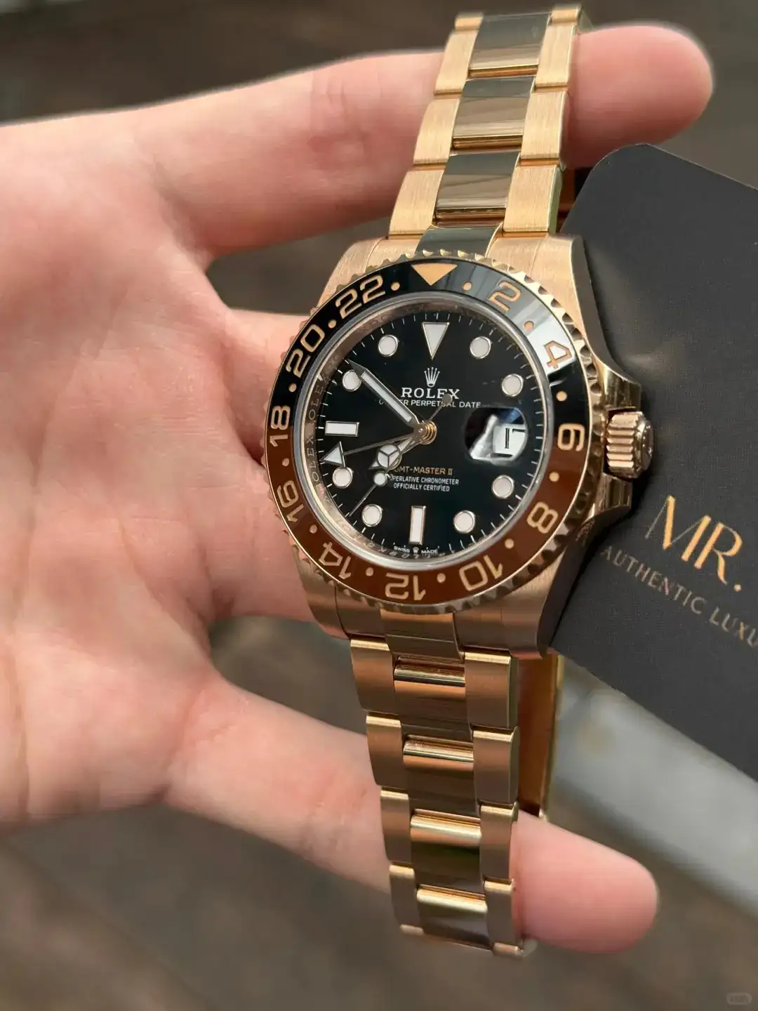 Rolex GMT-Master II Oyster 40 mm Everose gold 126715CHNR - view 5