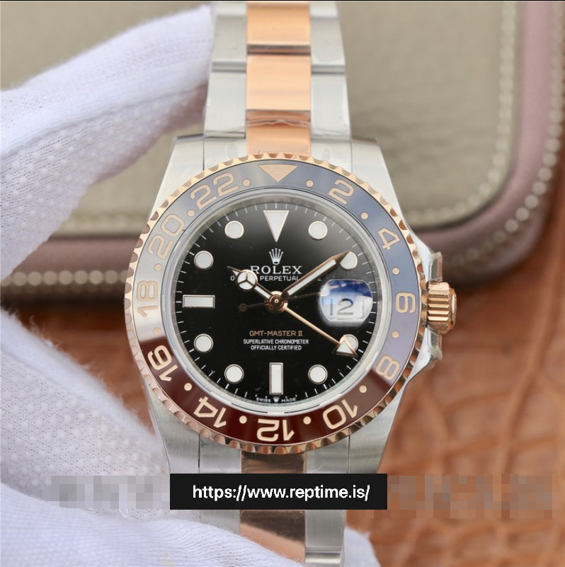 Rolex GMT Master II 126711 Men Automatic 40MM - view 3