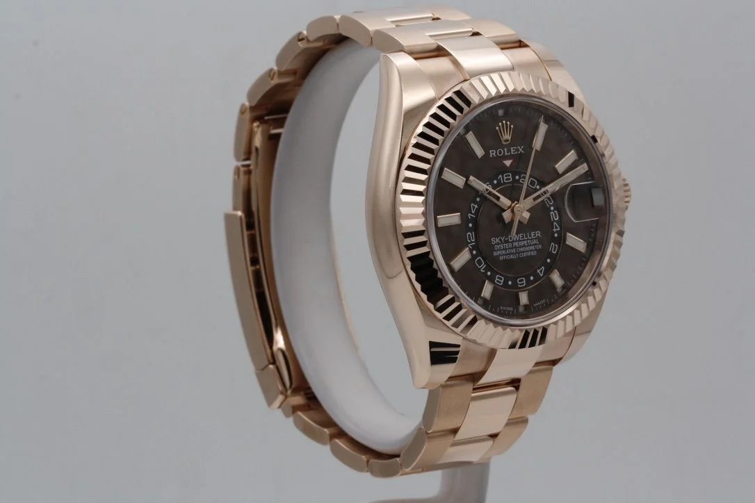 Rolex Sky-Dweller 42mm Chocolate Dial 326935 - view 4